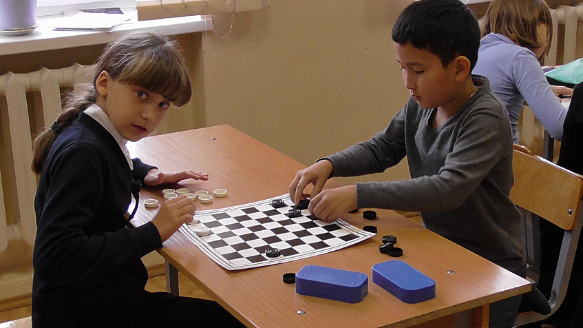 Шахматные кружки появляются в Истринских школах