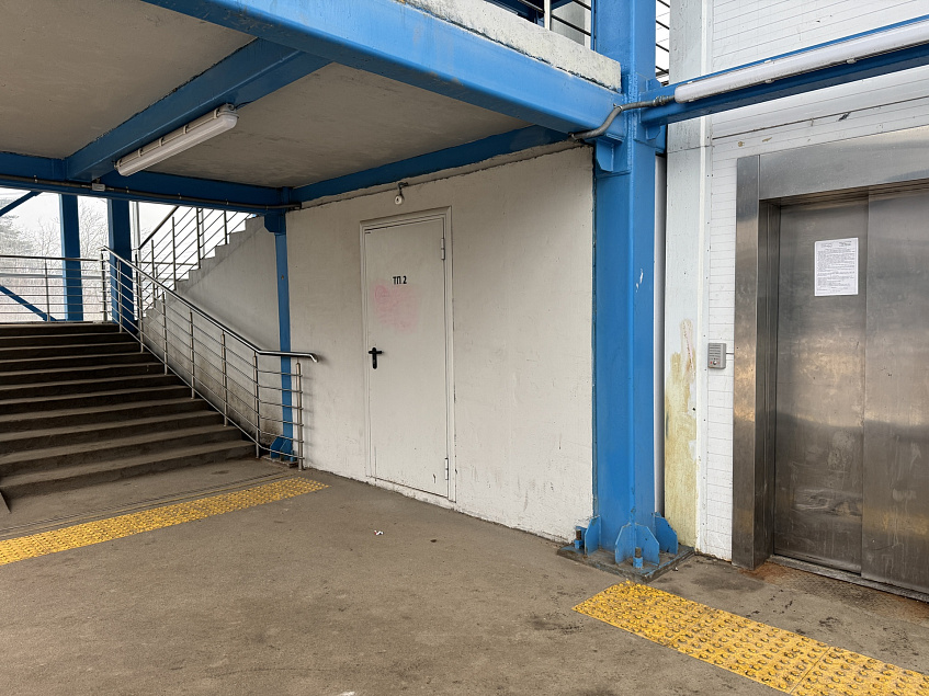 Лифт на переходе в Дедовске вновь отремонтировали. Надолго ли?