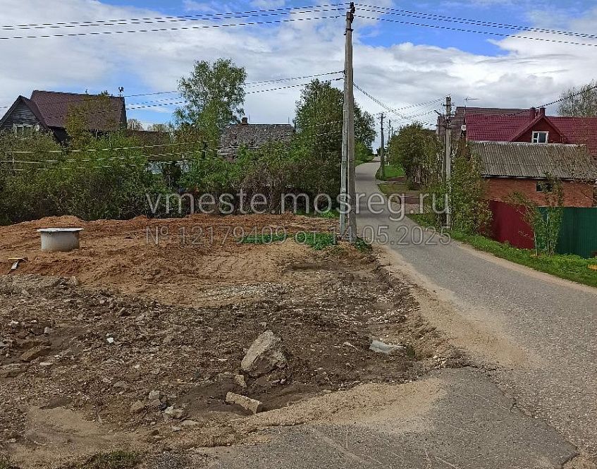 На месте противопожарных ёмкостей в Максимовке остаётся заброшенная стройка