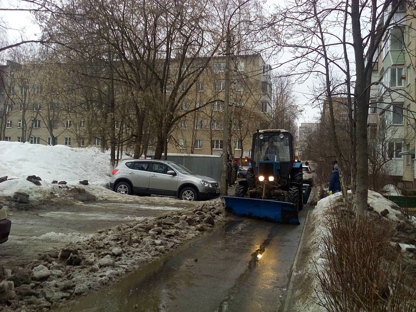 Около 150 единиц техники задействовано сегодня в округе на уборке снега