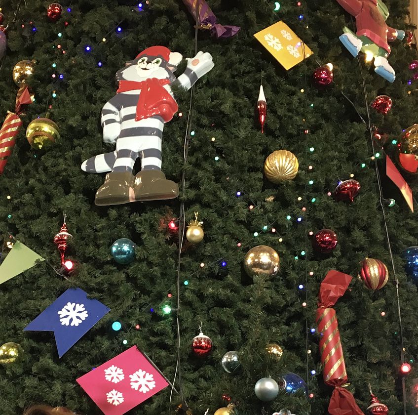  Вместо ёлки – отписка