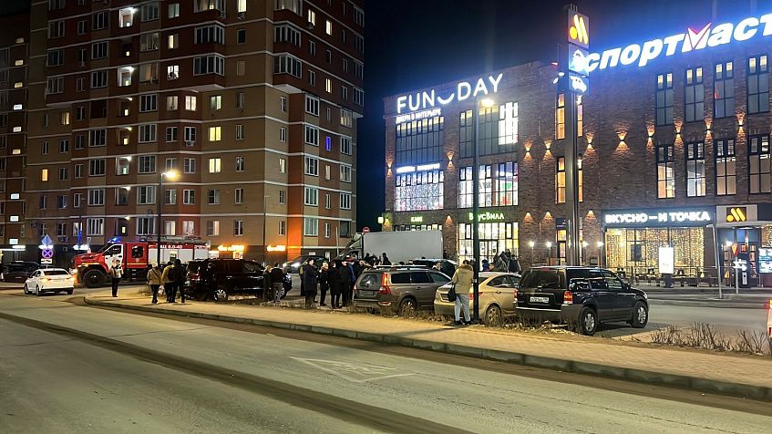 В центре Истры из кафе «Вкусно и точка» эвакуировали всех посетителей