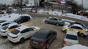 Высокими ценами на такси в снегопад заинтересовались в Госдуме