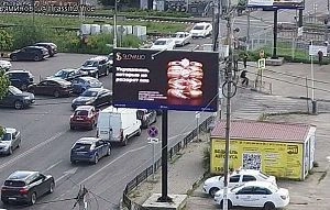 На переезде в Истре пробки из-за очереди на АЗС