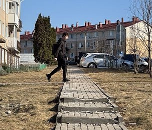 После зимы от брусчатки в Восточном остались воспоминания