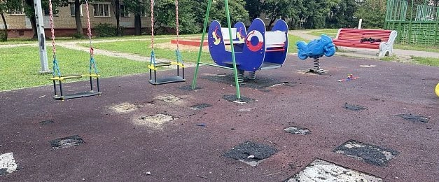 Детские площадки: вместо ремонта — демонтаж и заплатки