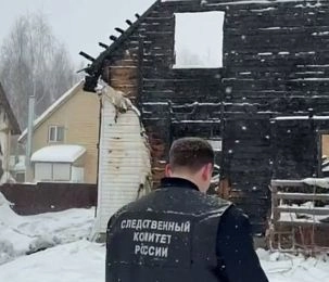 Жители Бабкино жалуются, что в деревне скачет напряжение