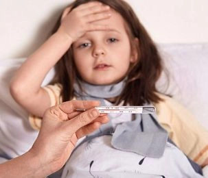 Родители воспитанников детсада в Чёрной жалуются на открытые окна