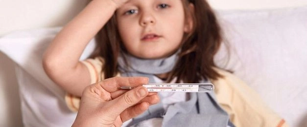 Родители воспитанников детсада в Чёрной жалуются на открытые окна