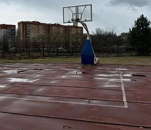 Изношенное покрытие у «Арены-Истра» в 2026 году ремонтировать не будут