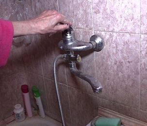 На улице Панфилова не дают горячую воду из-за долгов котельной