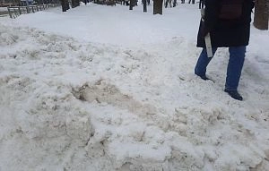 Завершился второй день борьбы со снегом в Истре. Итоги – в фотографиях