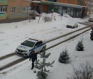 В микрорайоне в д. Чёрная машина сбила ребёнка