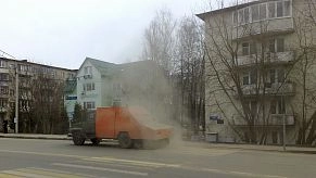 Истринские коммунальные службы приступили к уборке после зимы