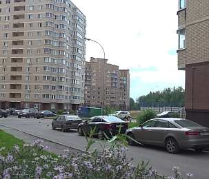 В Новых Снегирях не хватает лавочек