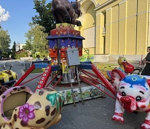 Парк «Фабричный»: вместо аттракционов — металлолом 