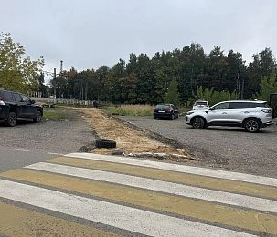 Ремонт тротуара у станции в Снегирях продлится ещё более двух месяцев