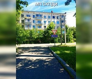Дорожный знак у театра в Истре стал народным достоянием