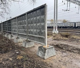 Забор вдоль железной дороги в Дедовске станет длиннее