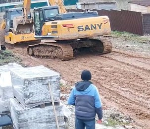 Почему дорога за 76 миллионов в Шейно хлюпает под ногами ещё до сдачи?