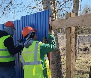 В Полево вырос забор. Здесь будет воздвигнут дворец