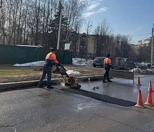 Количество выявленных с начала года дорожных ям в округе достигло почти тысячи