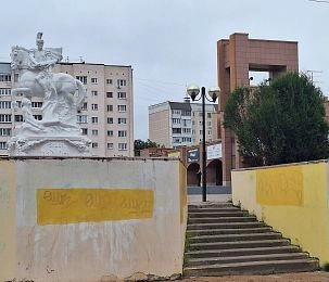 «Площадь Дружбы должна радовать глаз, а не вызывать желание достать из кармана ластик»
