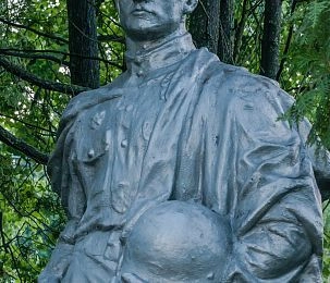 На ремонт воинского захоронения в Алексино выделено около миллиона рублей