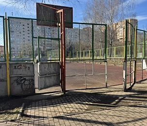 Стадион у Истринского лицея в 2026 году останется без ремонта