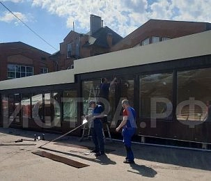 На рынке в Истре заканчивают сборку новых павильонов