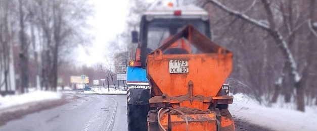 Круглогодичное содержание муниципальных дорог округа распределили по разным подрядчикам