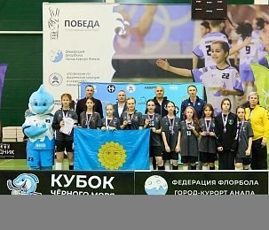 Глебовские флорболистки взяли серебро Чёрного моря