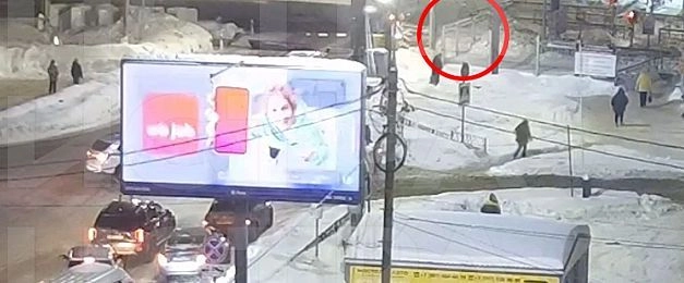 Электричка сбила женщину на станции Истра (ВИДЕО)