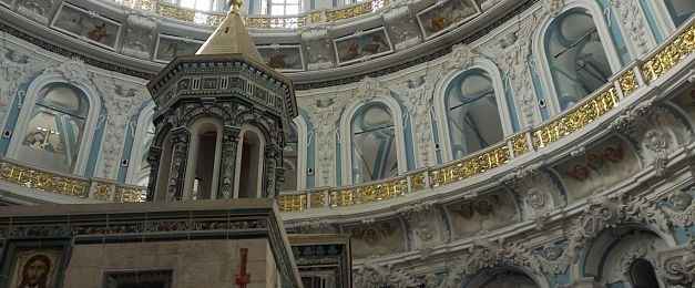 Архимандрит Феофилакт поздравил с Пасхой и рассказал о событиях Страстной седмицы