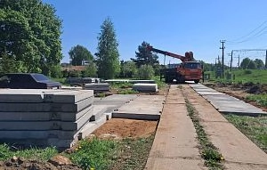 Строительство дороги на Железнодорожной улице ведётся законно