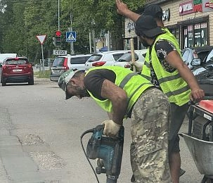 В Снегирях стартовал ремонт дорог