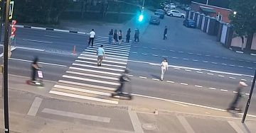 По Волоколамскому шоссе на электросамокате со скоростью 60 км/ч