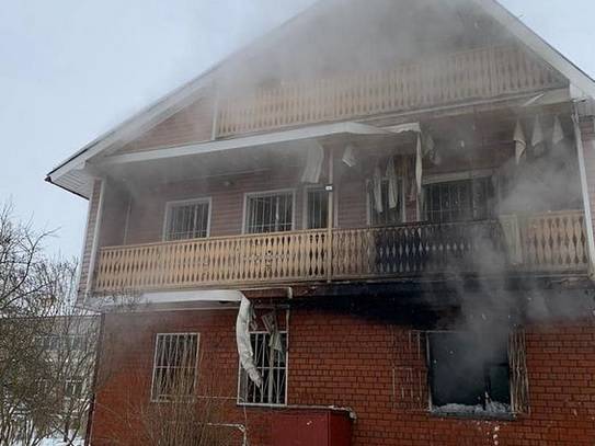 Два жилых дома оказались в огне