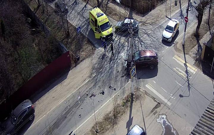 ДТП в Чеховском переулке попало на камеры видеонаблюдения
