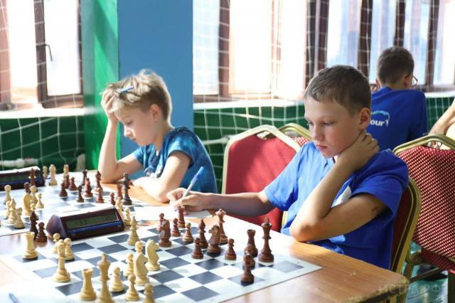 Жаркие сражения истринских шахматистов на Первенстве области