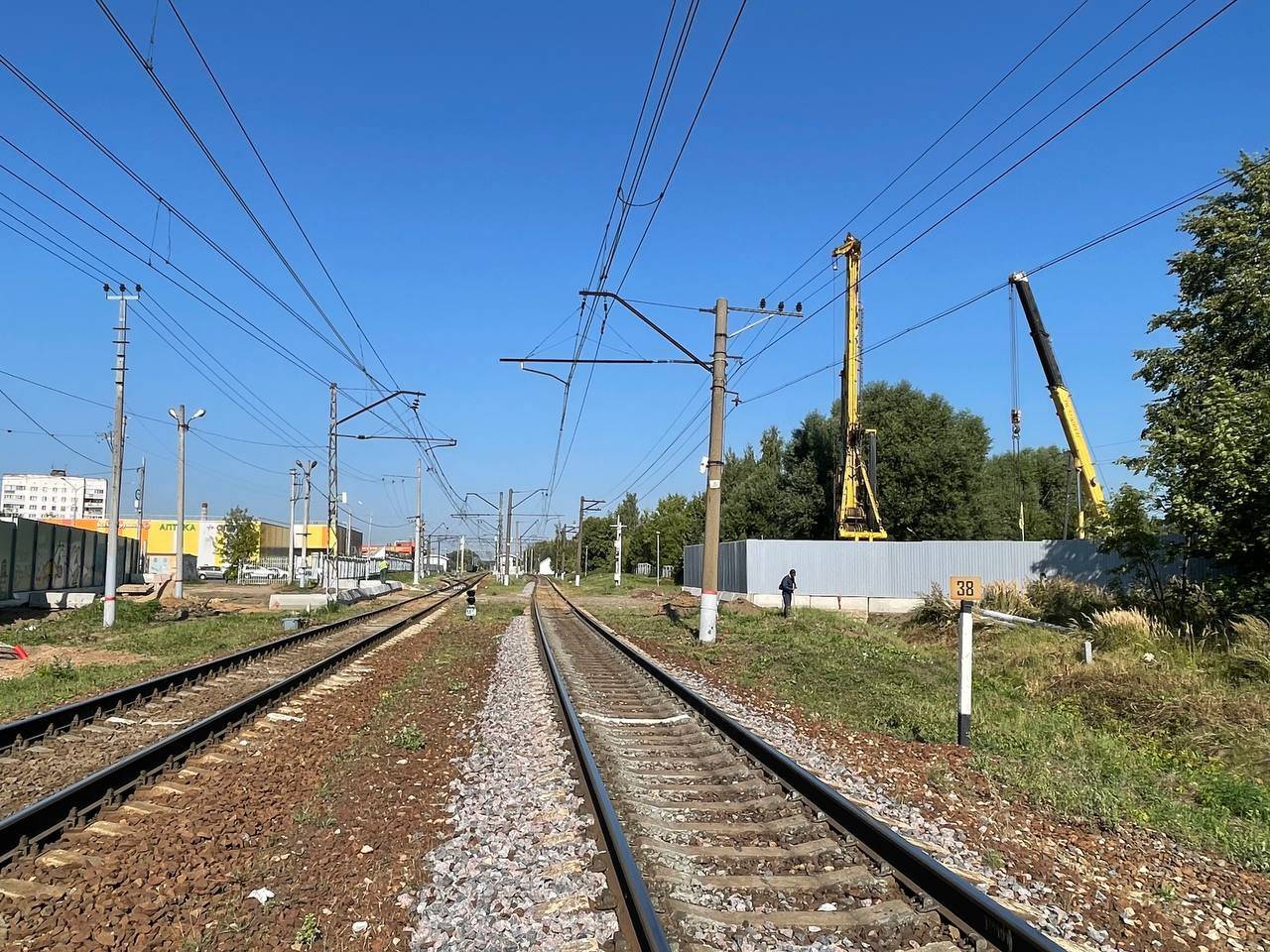 В Дедовске устанавливают сваи для строительства перехода через железную дорогу